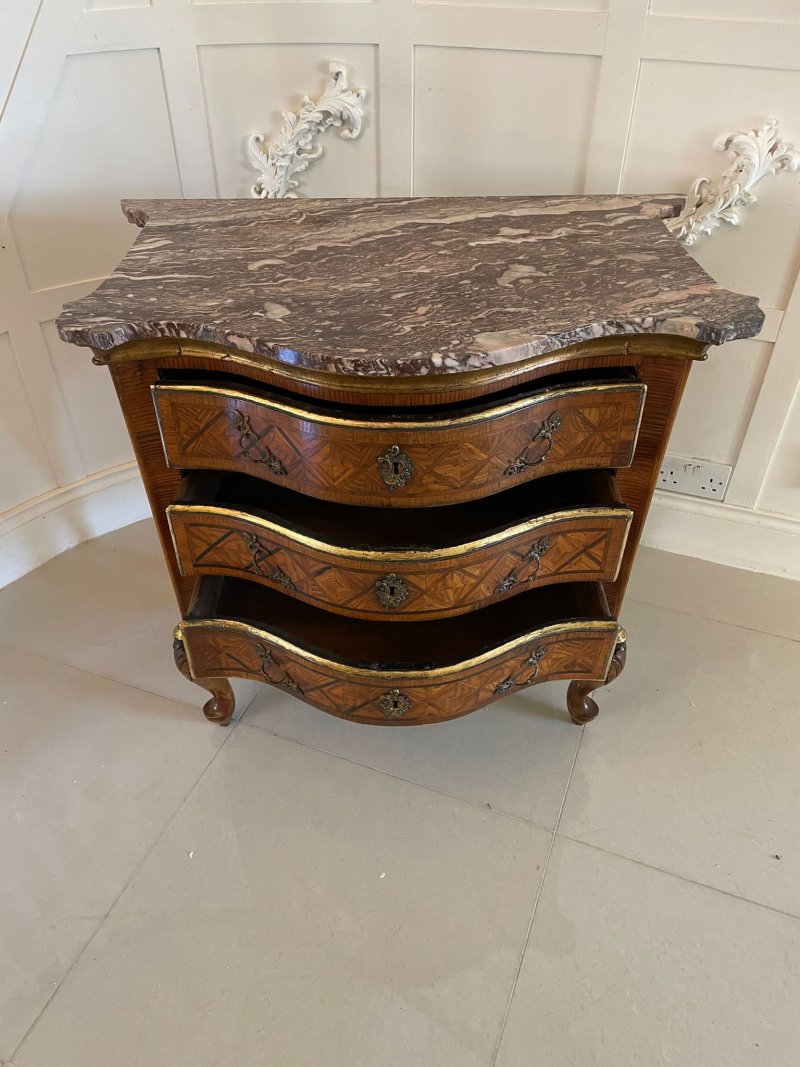 Antique 18th Century Quality Parquetry Inlaid Serpentine Shaped Marble Top Commode Chest - Image 5